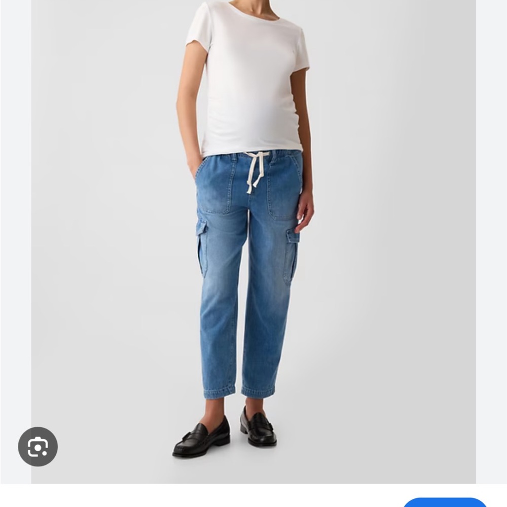 Gap Maternity Full Panel Cargo Easy Jeans